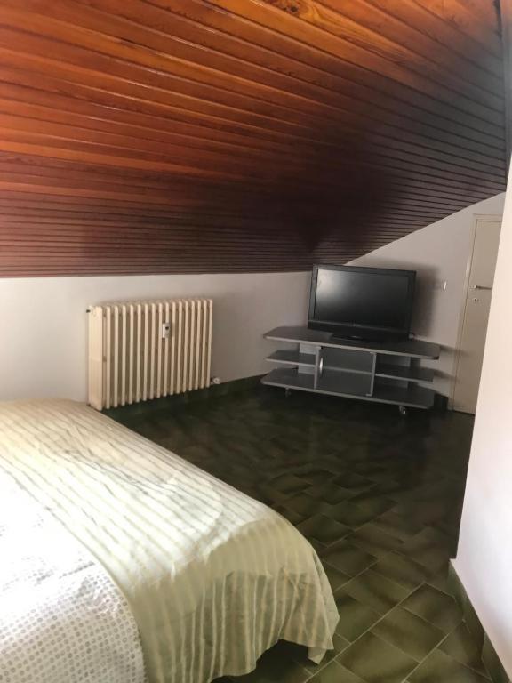 Appartamento La Mansarda Lecco Exterior foto