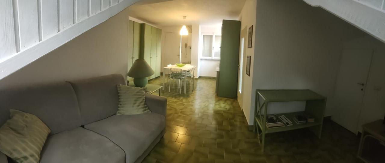 Appartamento La Mansarda Lecco Exterior foto
